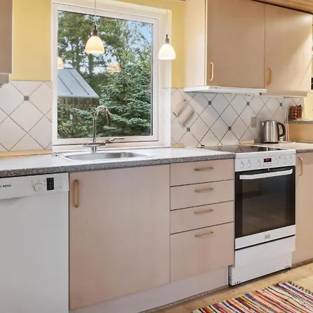 3 Bedroom In Vaeggerlose * Bøtø By