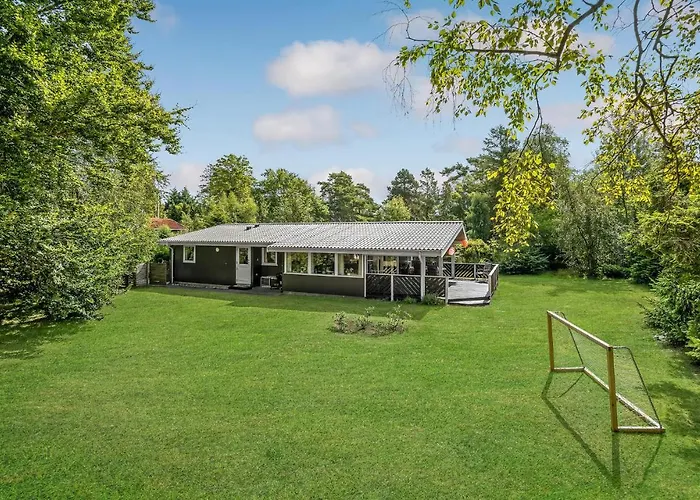 3 Bedroom In Vaeggerlose Vakantiehuis Bøtø By